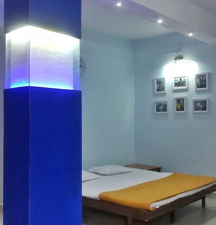 Hotel Varshavan- Nature, Hobby And Art Residency Dāpoli Exterior foto