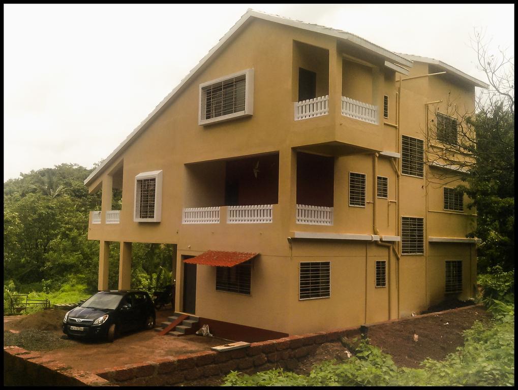Hotel Varshavan- Nature, Hobby And Art Residency Dāpoli Exterior foto