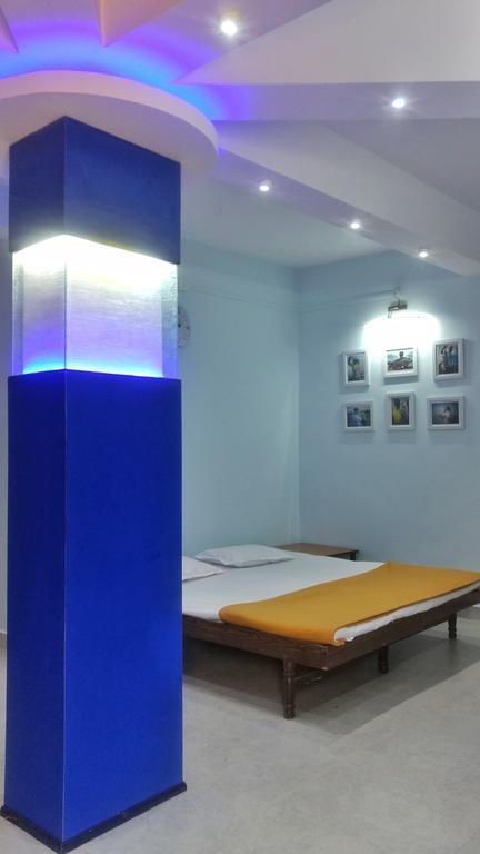 Hotel Varshavan- Nature, Hobby And Art Residency Dāpoli Exterior foto